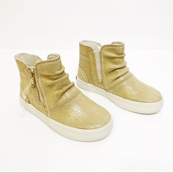 sperry crest zone ankle boot